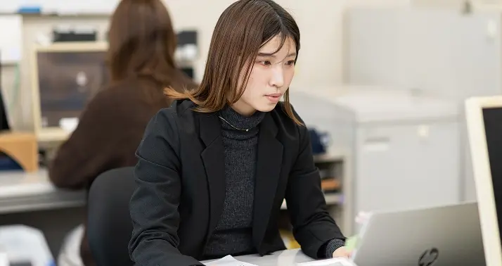 経理総務職